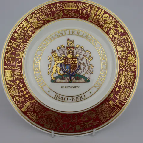 Royal Worcester Royal Warrant Cabinet Plate
