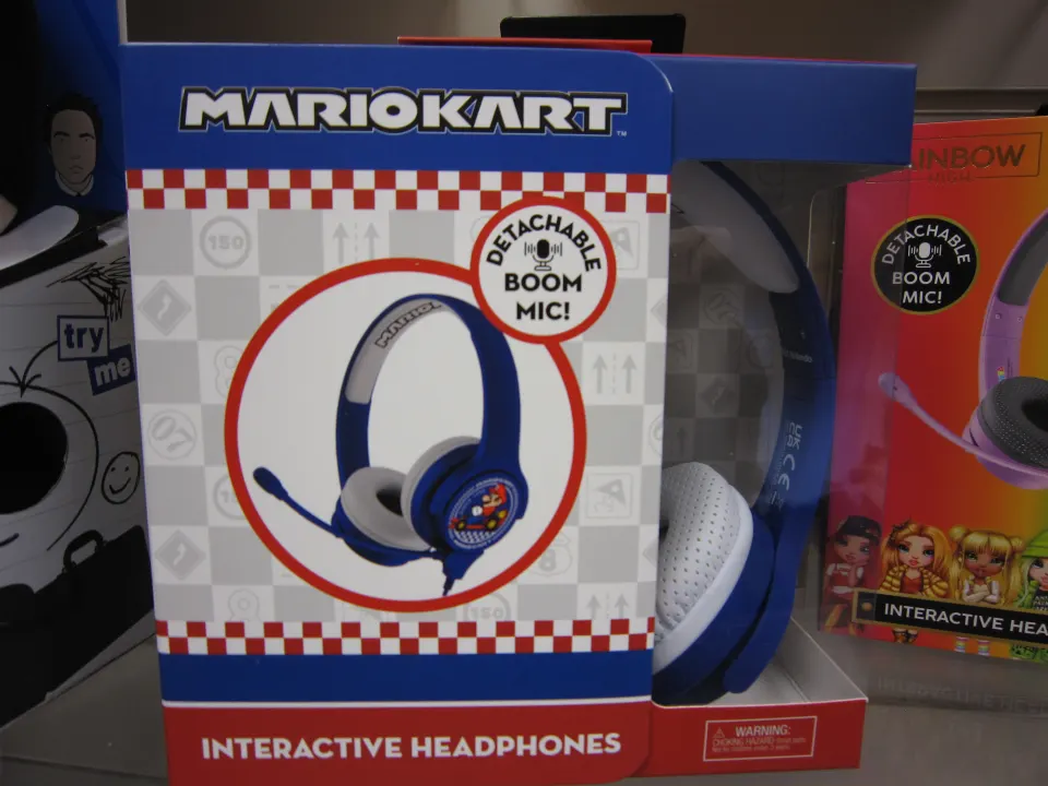 10pcs Brand new sealed Mario Kart official licensed heafones with boom mic - 10pcs in lot