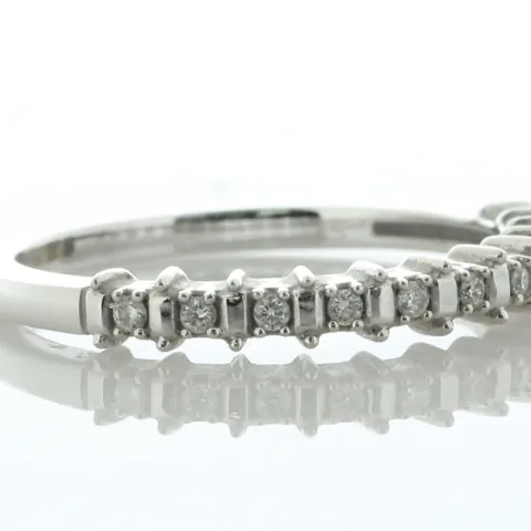 14ct White Gold Bar Set Semi Eternity Diamond Ring 0.10 Carats
