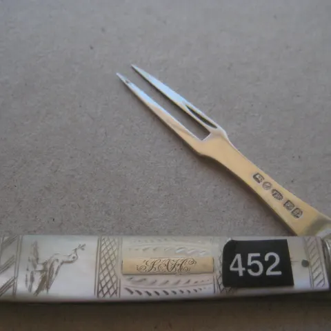 Victorian Mother of Pearl Hafted Silver Bladed Folding Fruit Fork