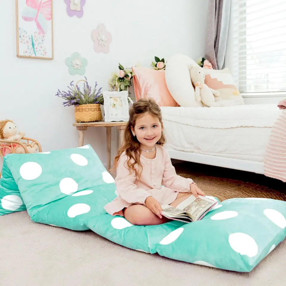 12 x Butterfly Craze Green And White Spots Premium Pillow Bed Covers RRP £29.99 ea. L2c sku-3017