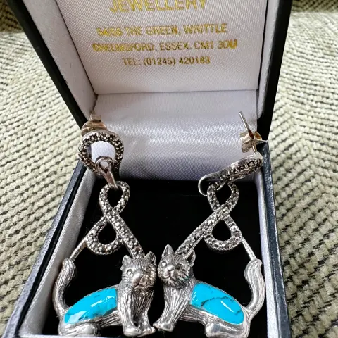 Vintage Silver & Turquoise Cat Earrings