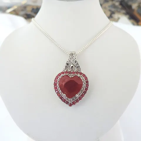 925 Silver 5.9 Carat Ruby Heart & White Topaz Gemstone Necklace 'New With Gift Box'