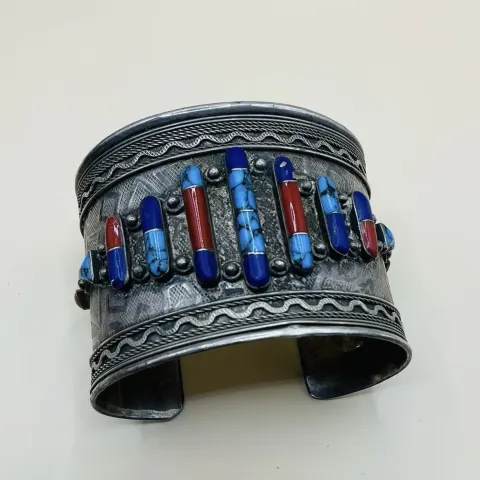 Vintage Heavy Solid Silver Native American Navajo /Ethnic Wide Cuff Bangle 80gm