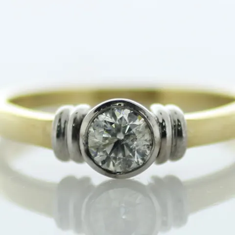 18ct Yellow Gold Single Stone Rub Over Set Diamond Ring 0.40 Carats