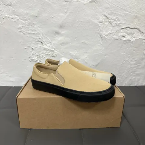 Women’s Sneaker Bundle