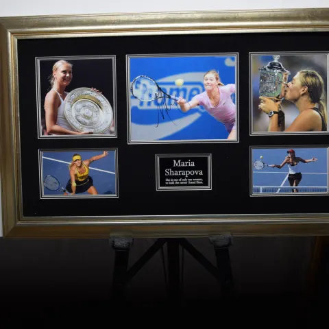 MARIA SHARAPOVA original signature presentation.