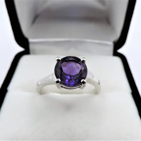 Amethyst Ring in Sterling Silver NEW with Gift Pouch