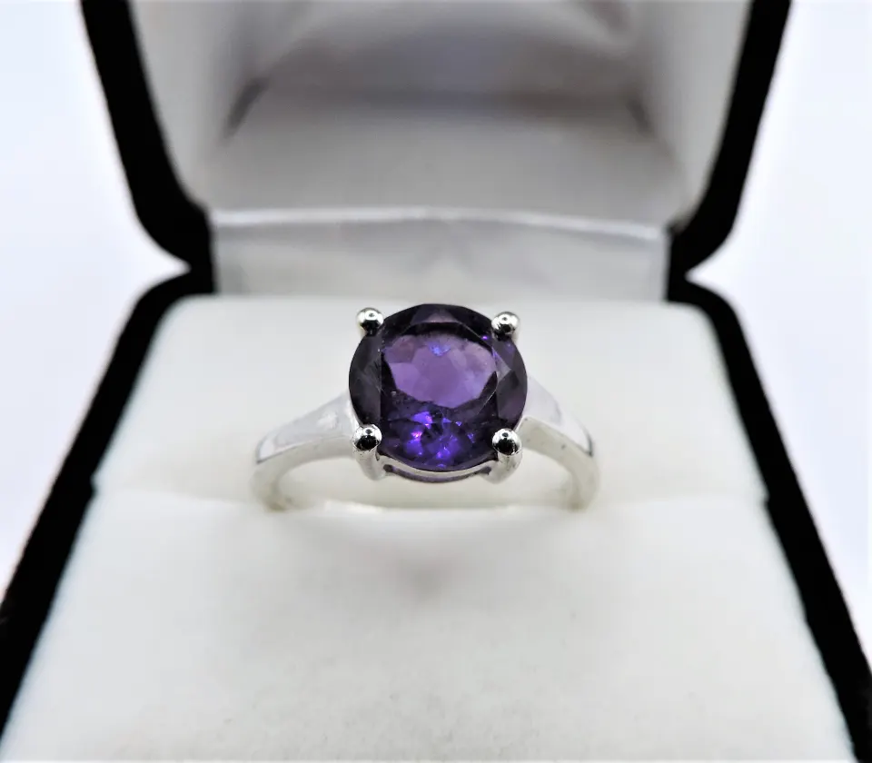 Amethyst Ring in Sterling Silver NEW with Gift Pouch