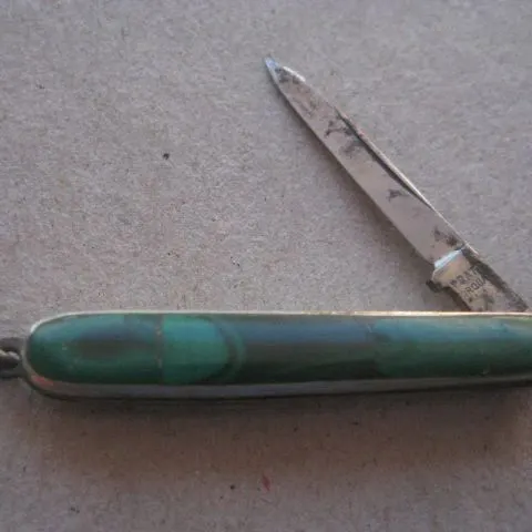 Vintage Miniature Green Agate Hafted Penknife, c1940