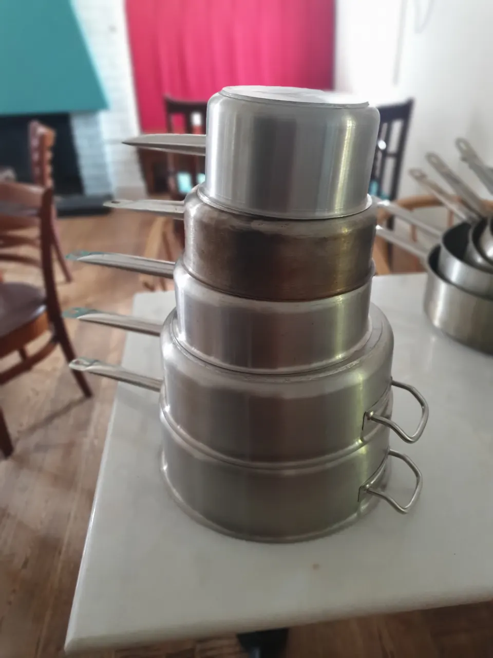 5 Heavy duty stainless steel thick base shallow pots.