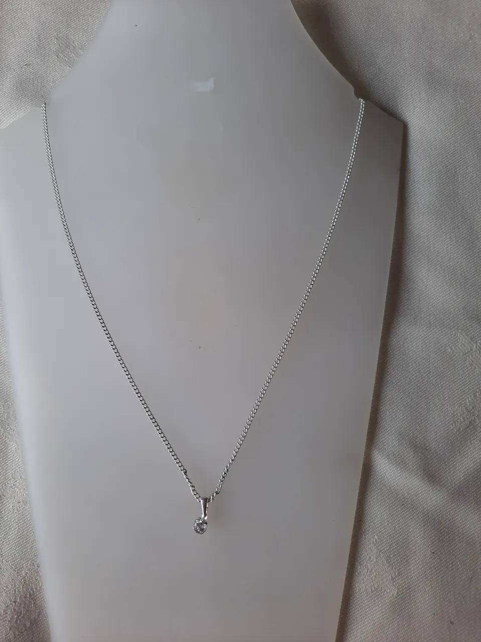 Silver necklace with pretty CZ stone.  RRP £34.99