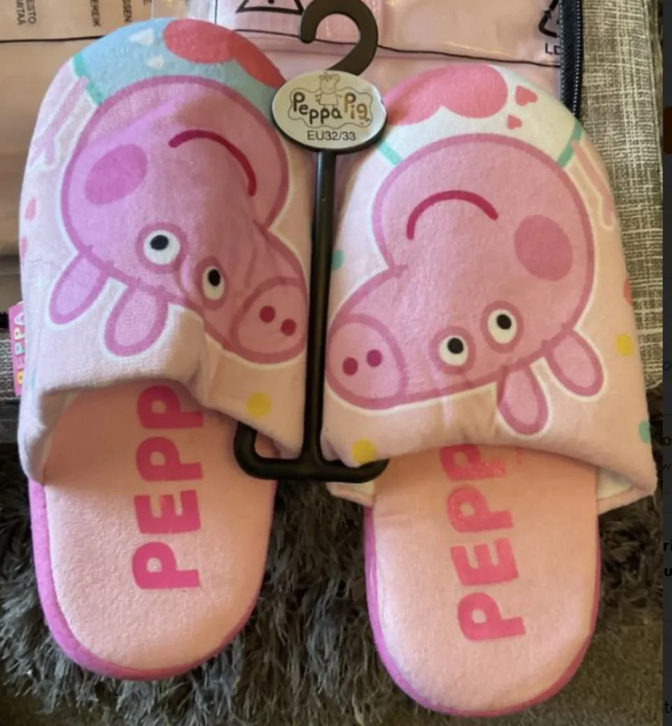 Brand New Peppa Pig Slippers Size 3/32