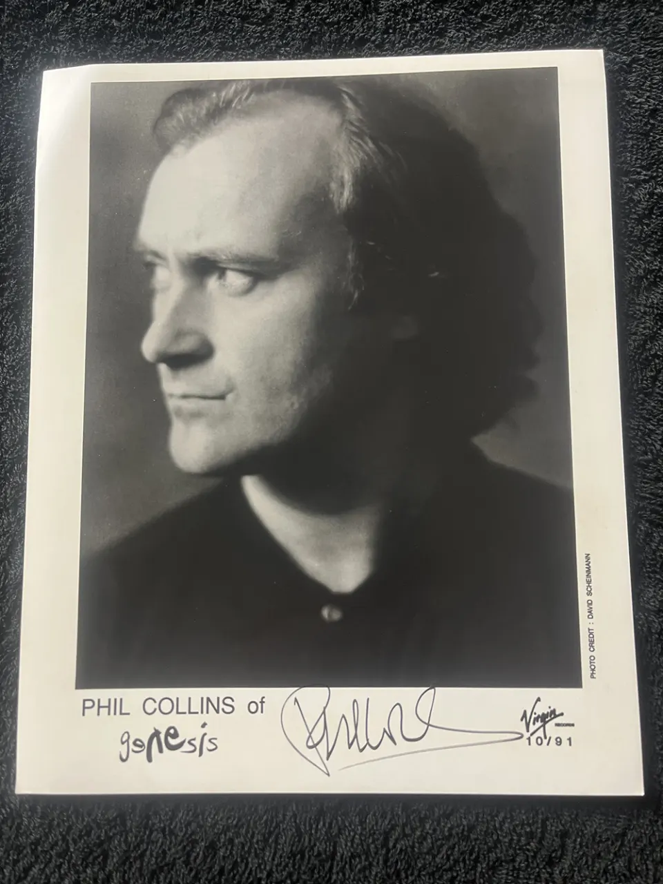 Phil Collins Signeds