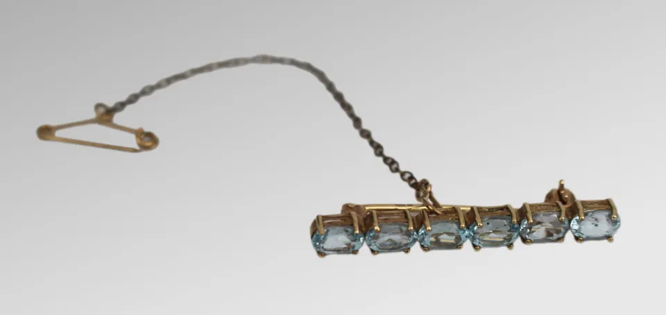 Edwardian Aquamarine 14ct Gold Brooch