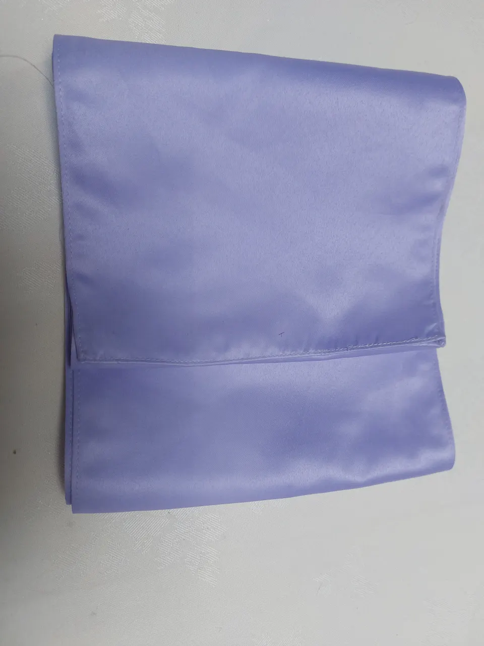 Lilac stoles, wraps RRP £200 approx.  Min 10 items