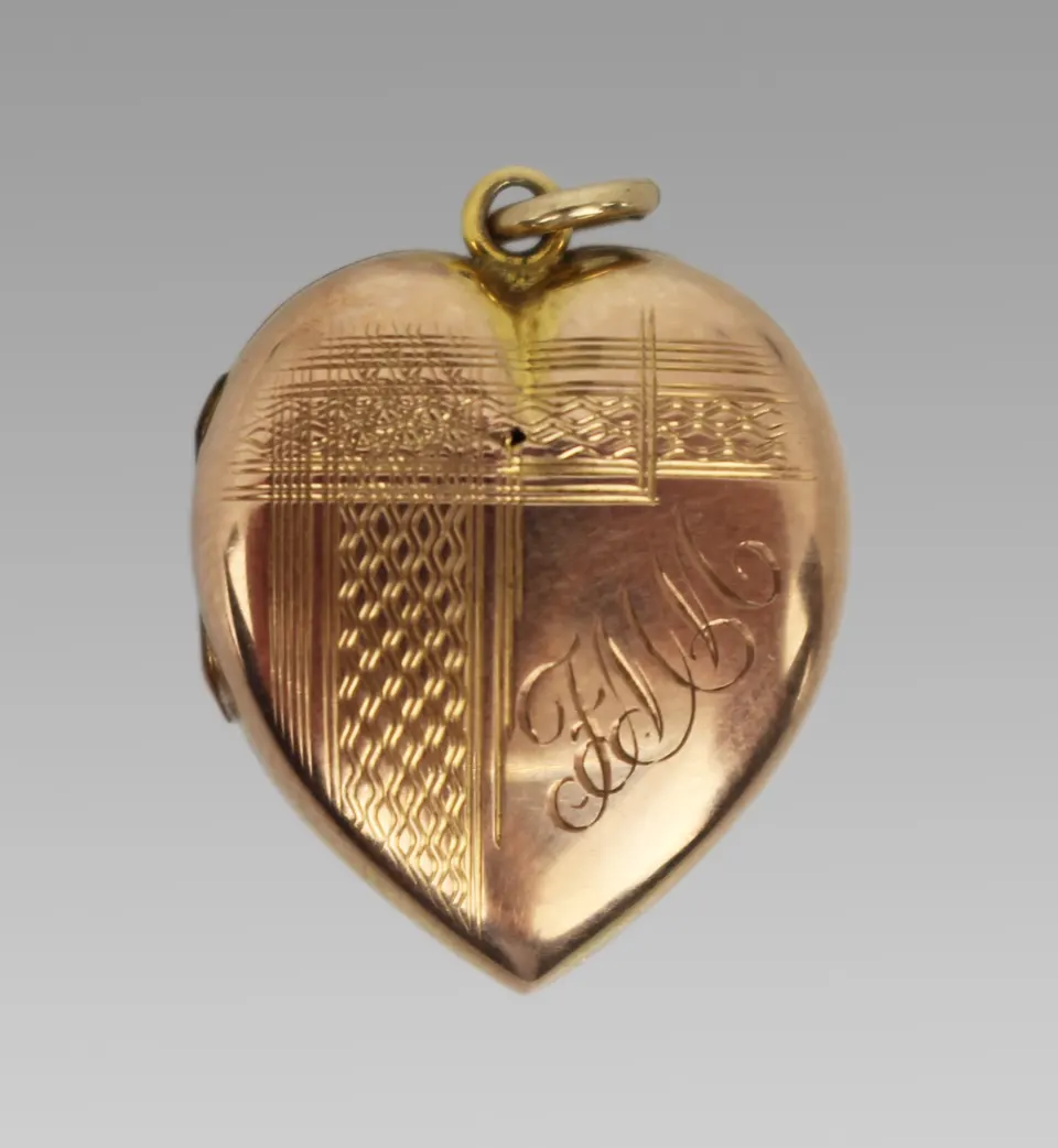 Vintage 9ct Gold Back & Front Locket