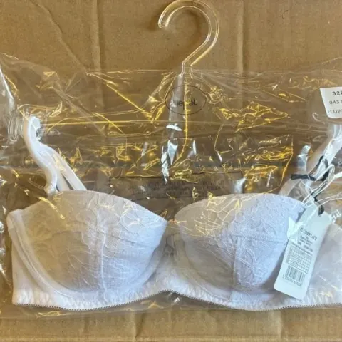 45 Lepel White Bras Sizes 32 34 36