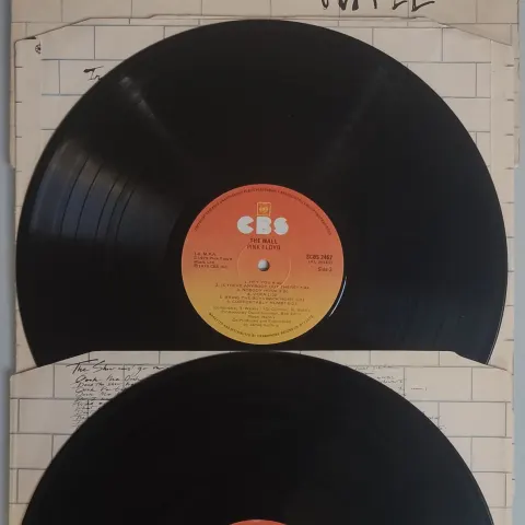 Pink Floyd – The Wall – Early South African Pressing.