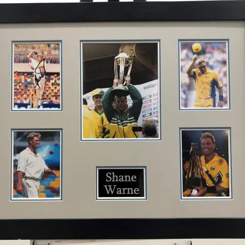 SHANE WARNE framed original signature presentation