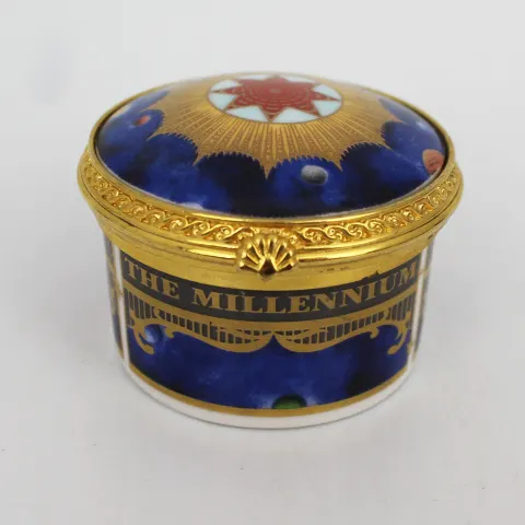 Royal Worcester Millennium Trinket Box