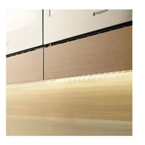 IT Kitchens Mains-powered LED Cabinet light, Pack of 4