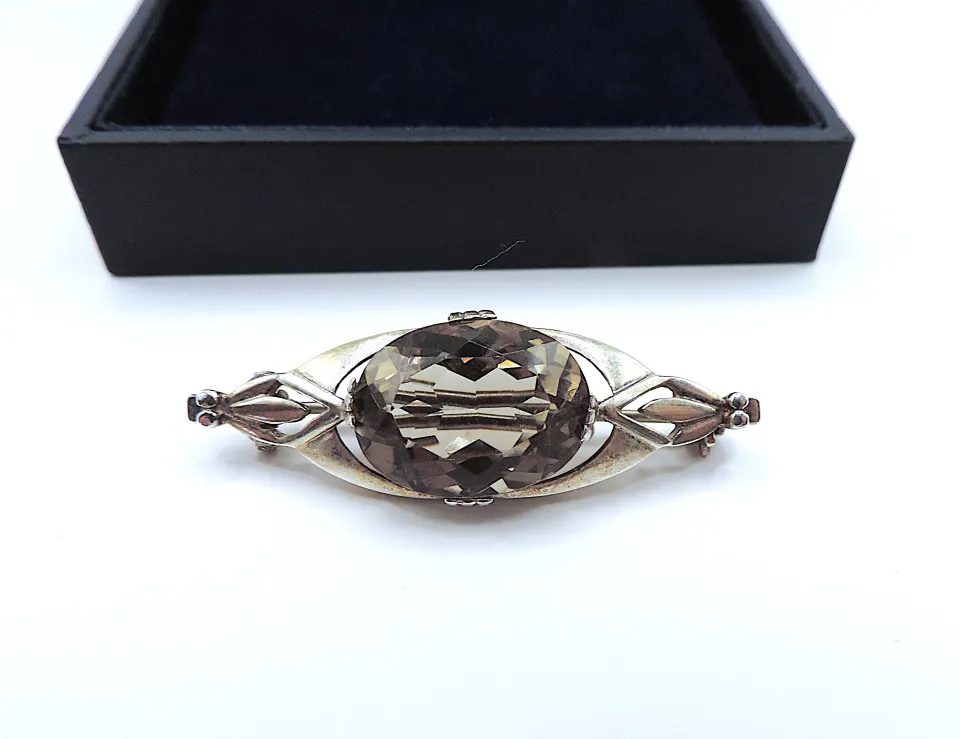 Vintage Sterling Silver 8 Carat Smokey Quartz Brooch