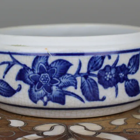 Victorian Blue & White Transfer-Printed Earthenware Bowl / Cachepot