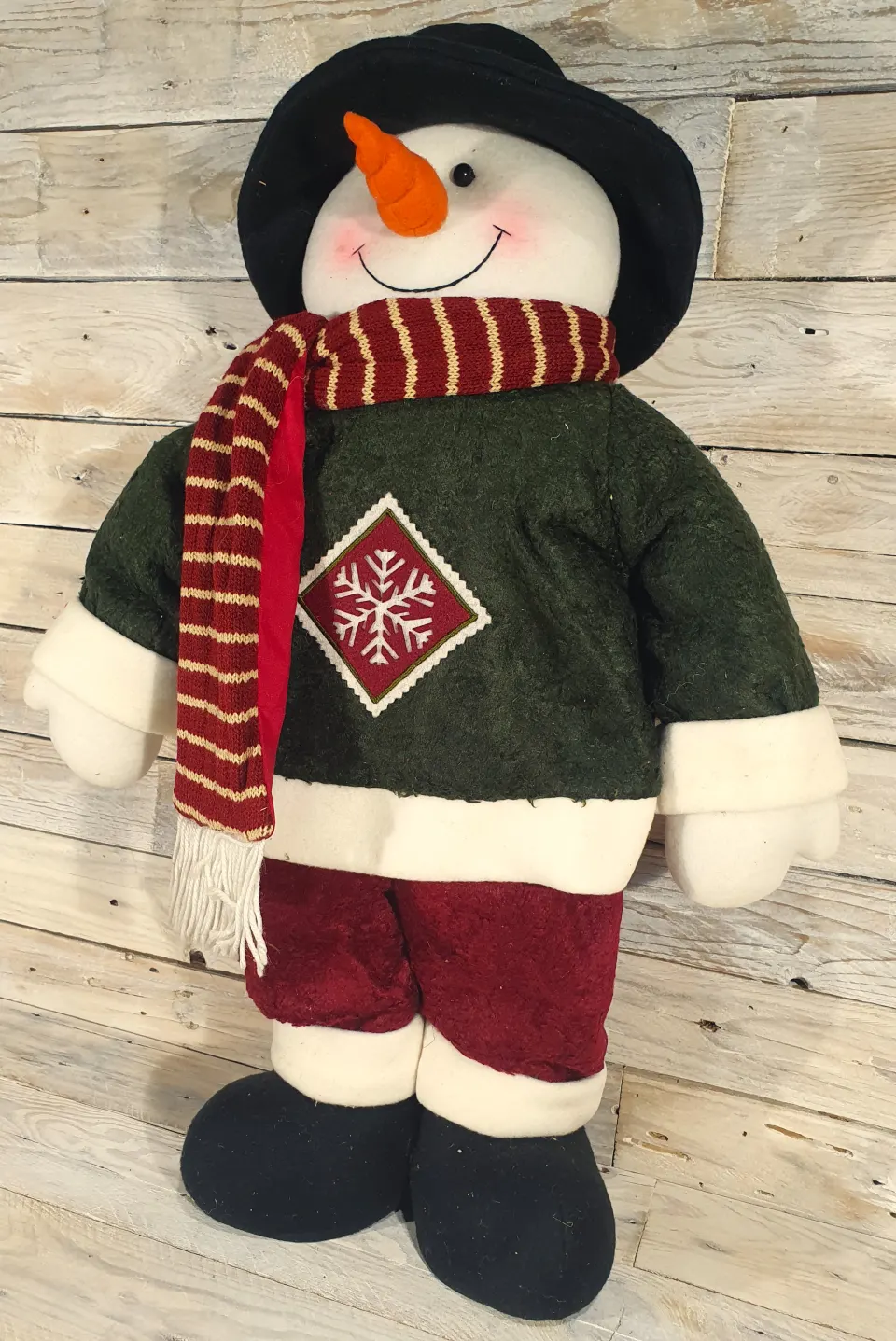 Large Stand up 3D Luxury Snowman. 65cm tall x 42cm across RRp £49.99