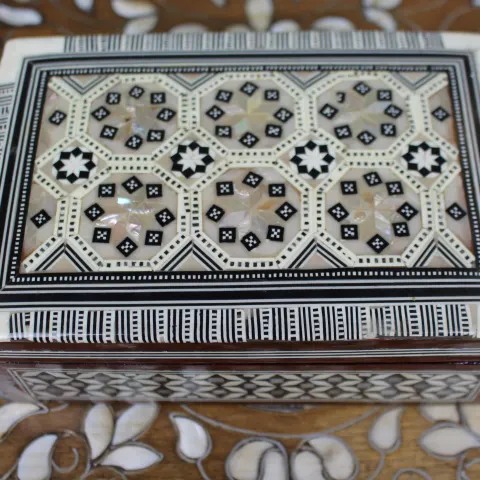 Decorative Inlaid Mother-of-Pearl and Bone Box