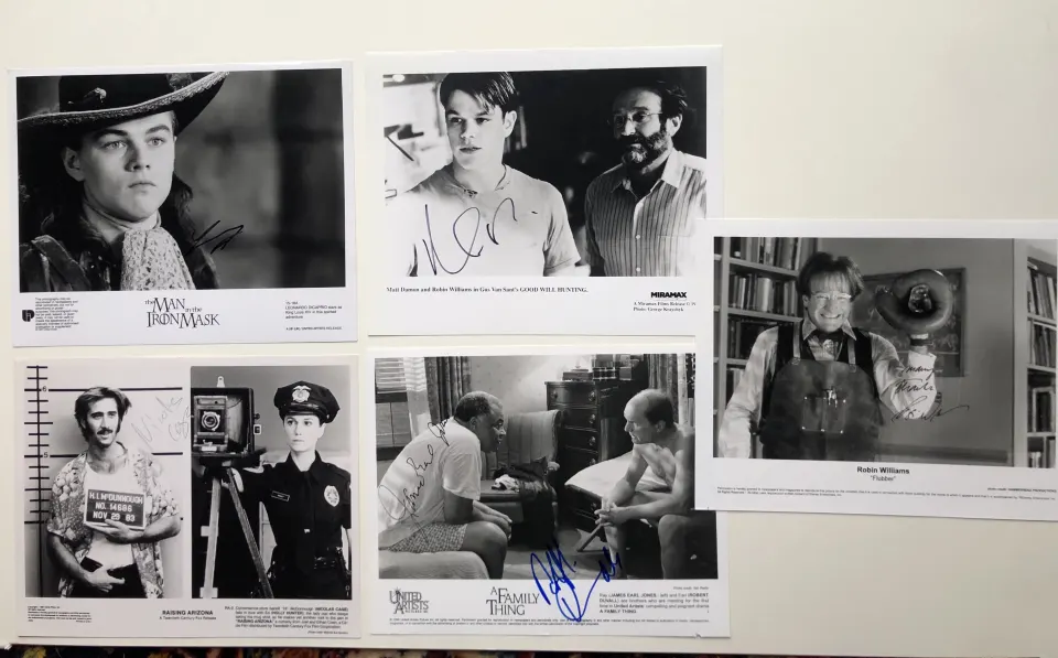 Nicholas Cage,  DiCaprio, Matt Damon, James Earl Jones, Robert Duvall & Robin Williams signatures.