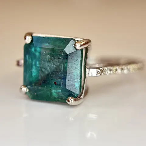 Beautiful 3.92 CT Natural Emerald Ring With Natural Diamonds & Platinum 950