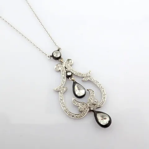 18K White Gold Necklace Detailed With Fancy Cut and Brilliant Diamonds