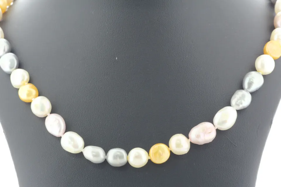 18 Inch Freshwater Baroque Shaped Cultured 8.0 - 8.5mm Pearl Necklace With Gold Plated Clasp