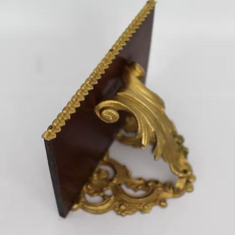 Small Mahogany & Gilt Metal Wall Bracket