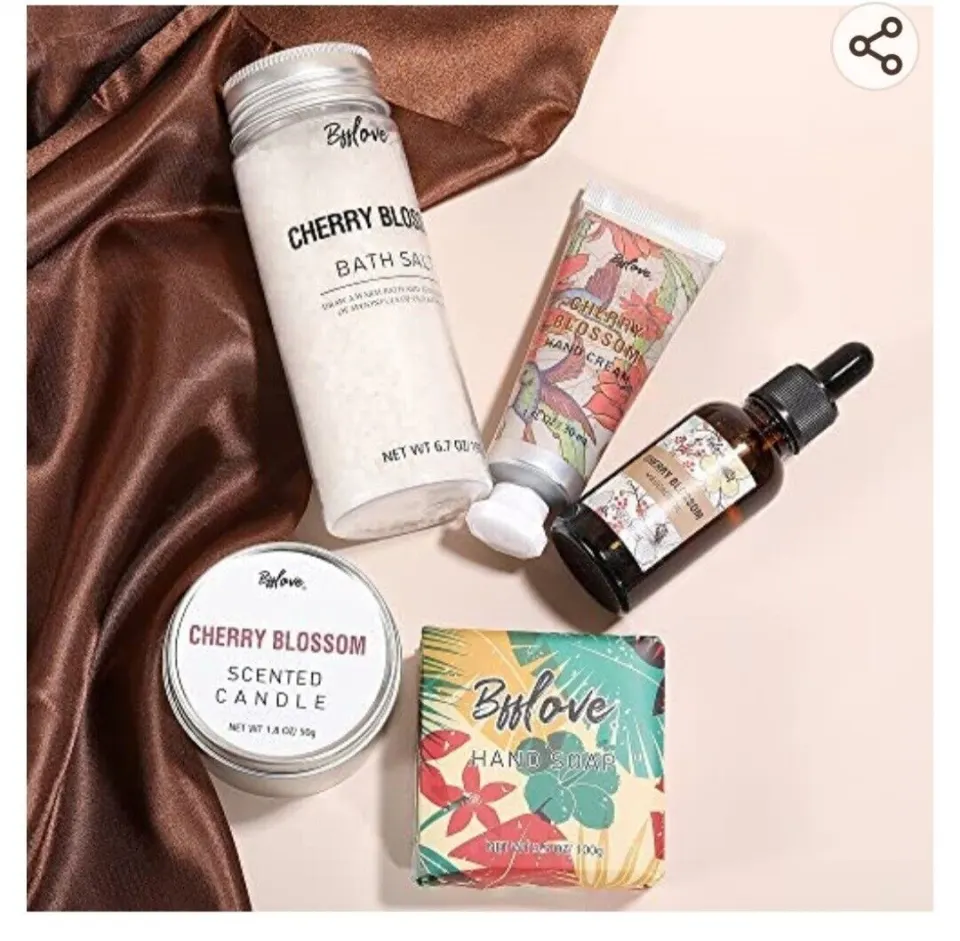 BFF LOVE Cherry Blossom Spa Gift Box BB expired