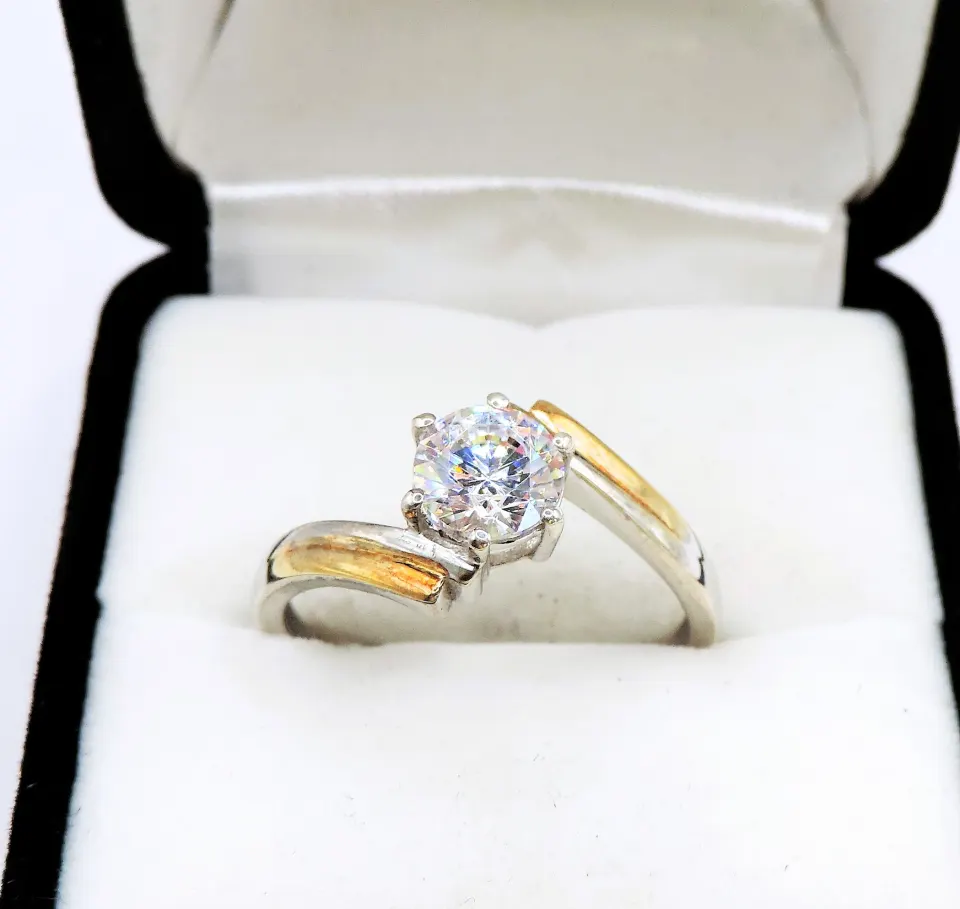 Gold Sterling Silver Swarovski Zirconia Solitaire Ring New With Gift Pouch