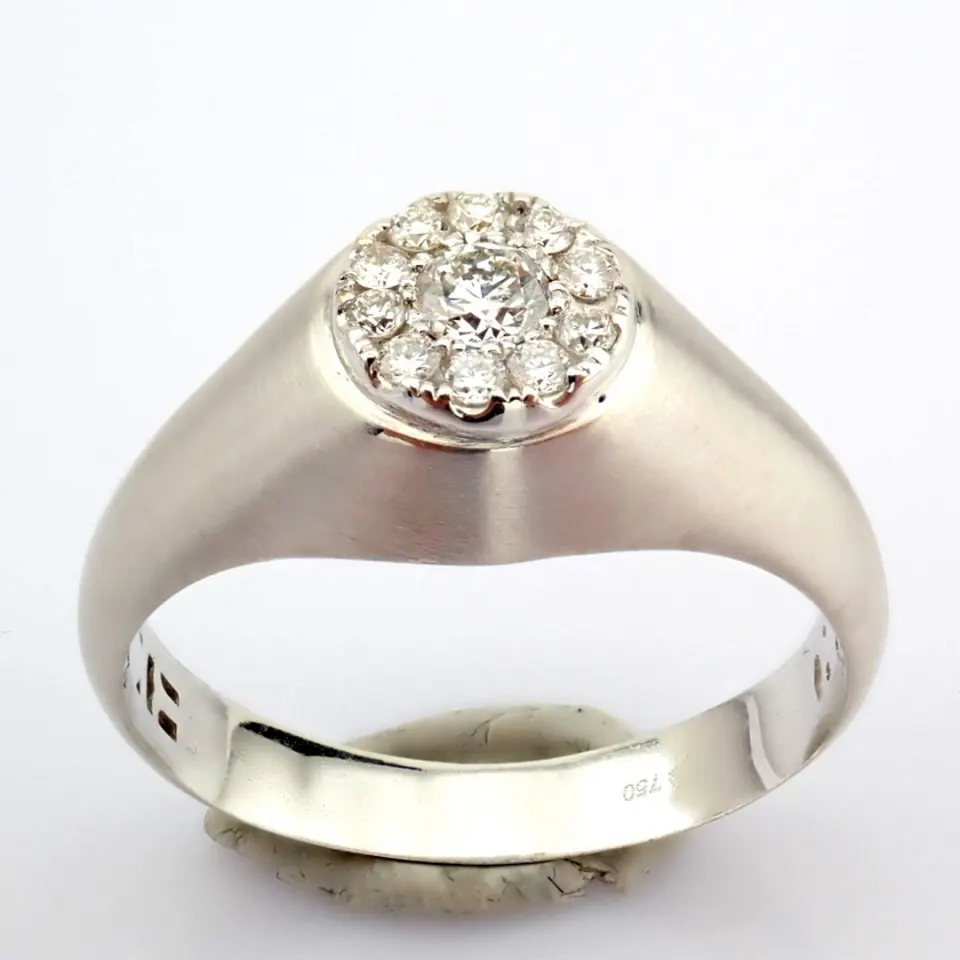 18K White Gold , Brilliant Diamonds Ring
