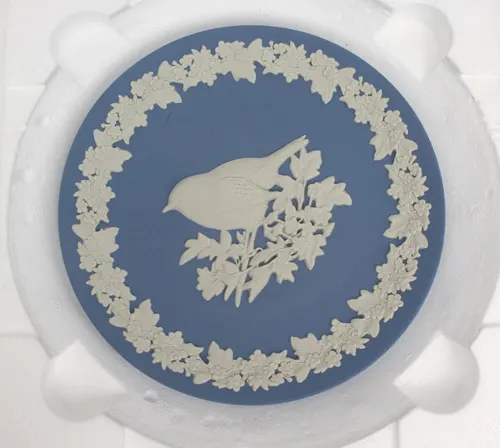 Wedgwood Jasperware Robin Cabinet Plate