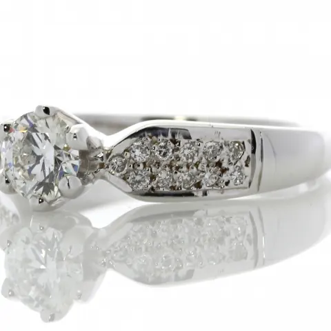 18ct White Gold Single Stone Claw Set With Stone Set Shoulders Diamond Ring 0.76ct (0.54)