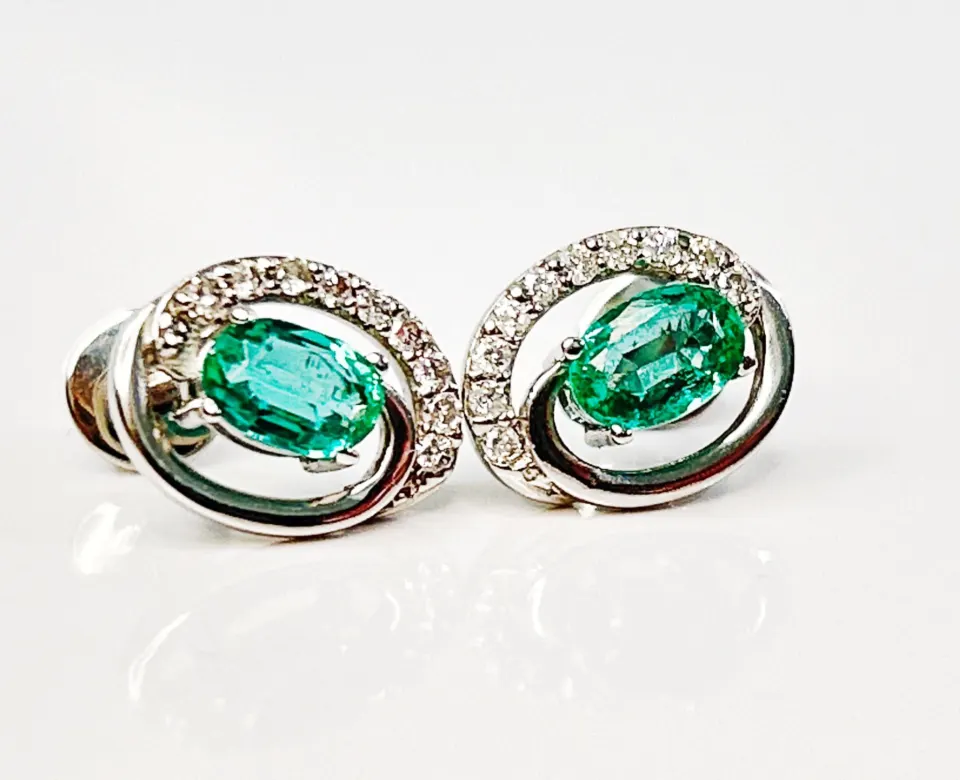 Beautiful Natural Emerald ,Diamond Halo Set Stud Earrings  in Platinum 950