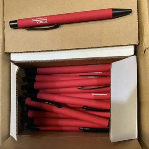 50 x Toyota Pens