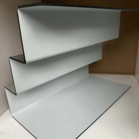 Mirrored Riser Stand