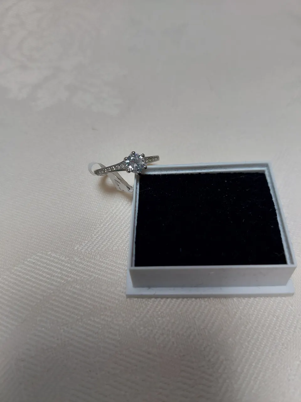 Dress ring code 104
