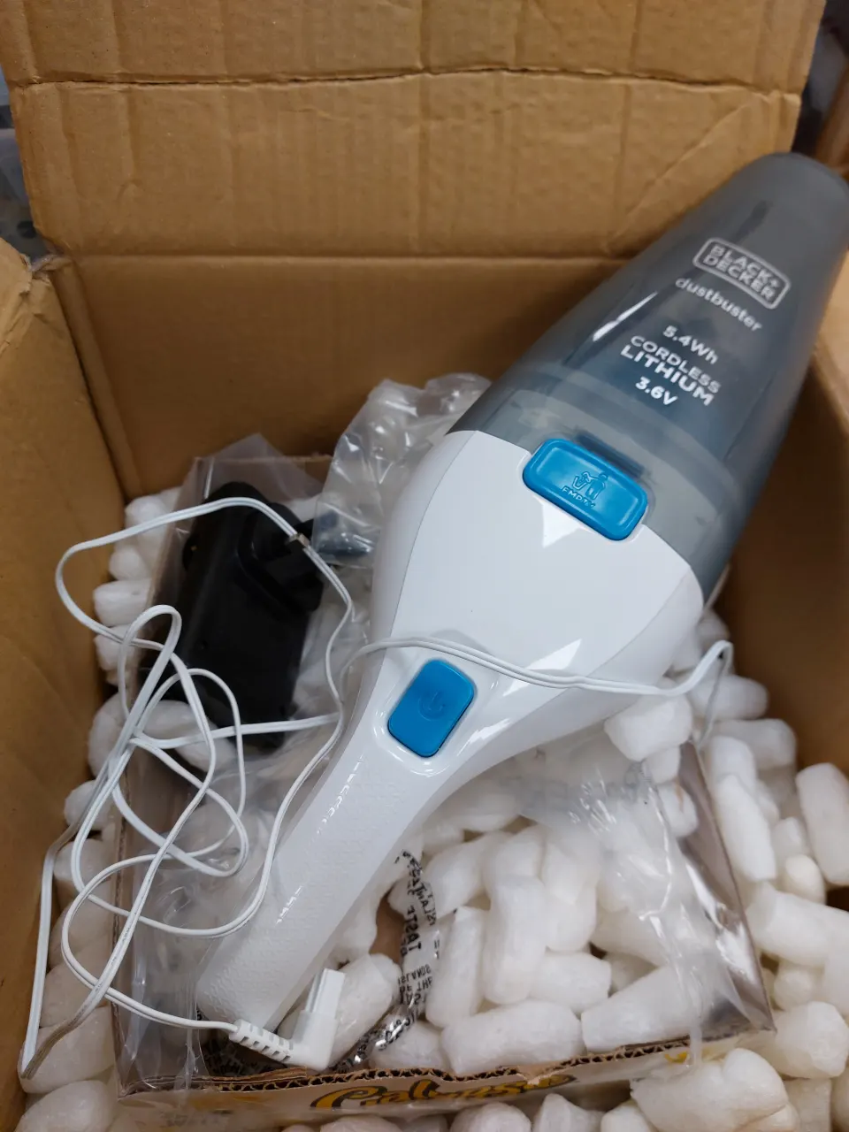 Hand vacuum cleaner