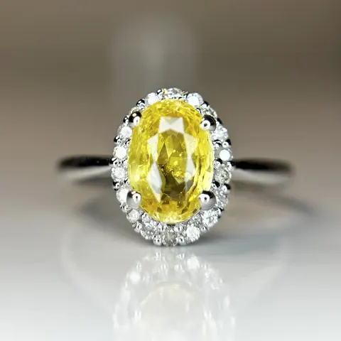 Beautiful 2.09 CT Unheated Yellow Sapphire With Natural Diamonds & 18k Gold