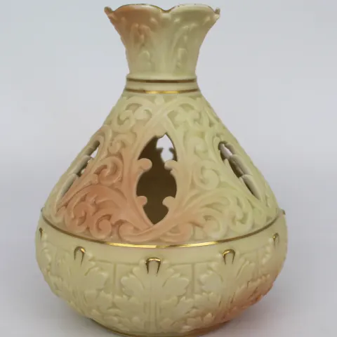 Locke & Co. Worcester Pot Pourri Vase c.1900