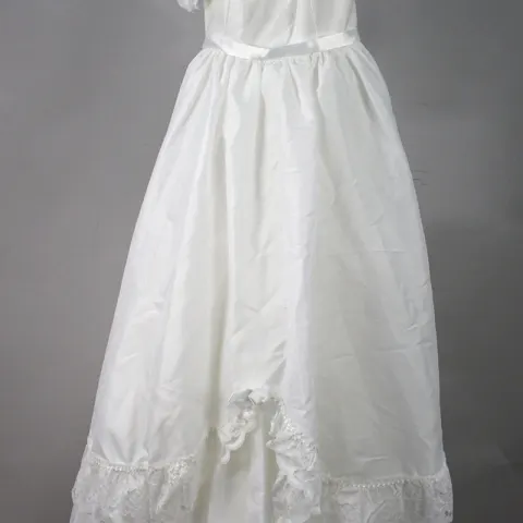 Pre-Owned Pronuptia White Wedding Dress