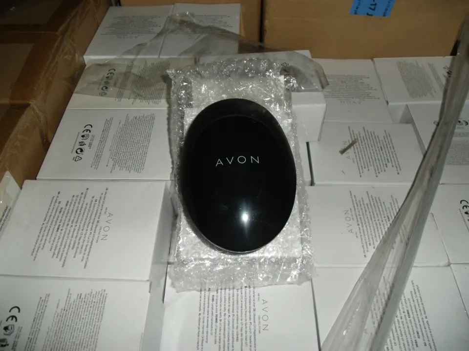 100pcs Avon brand new sealed nail dryer with fan and UV light mrsp £14.99- 100pcs in lot