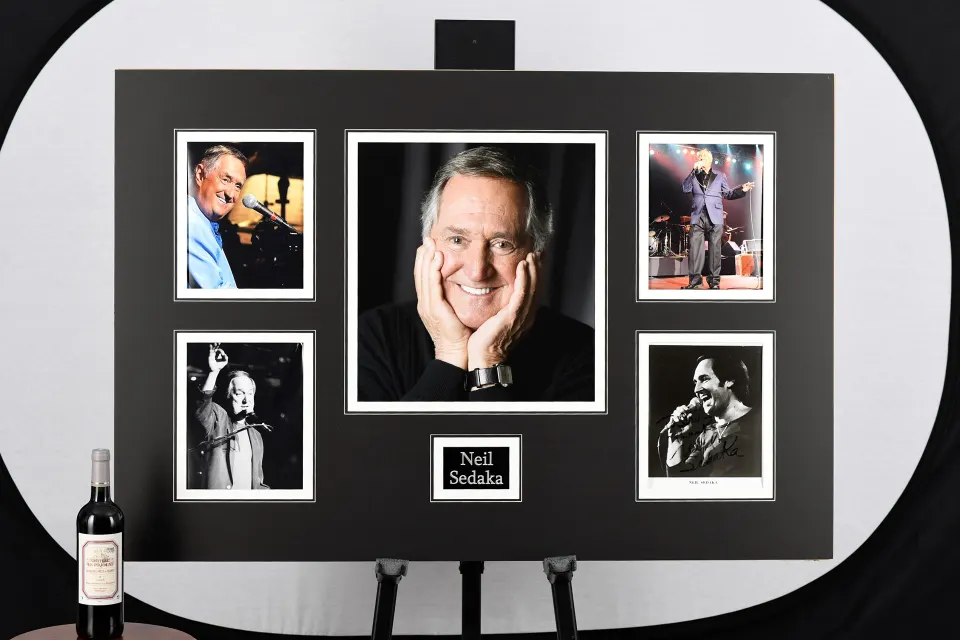 Neil Sedaka Signed Photo Presentation